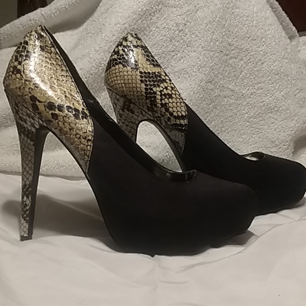 Kim Kardashian shoes
